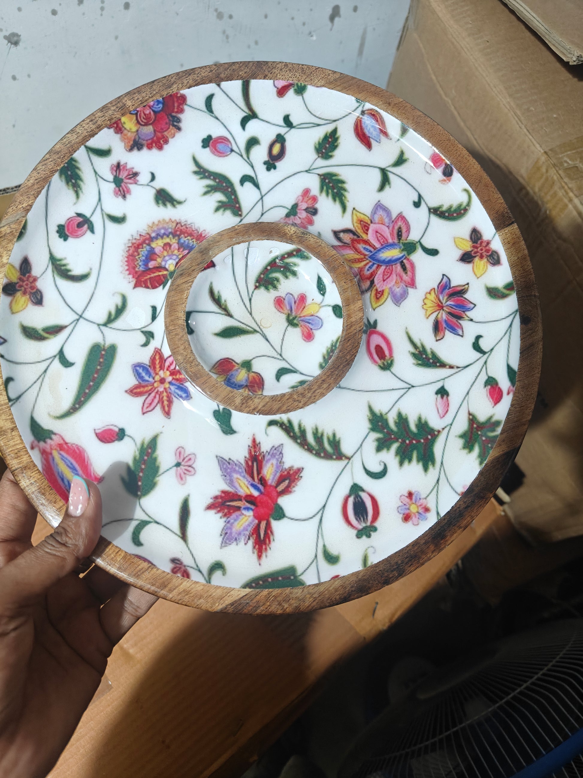 Decorative Wooden Round Chip-n-Dip Platter with Bowl with floral patterns 